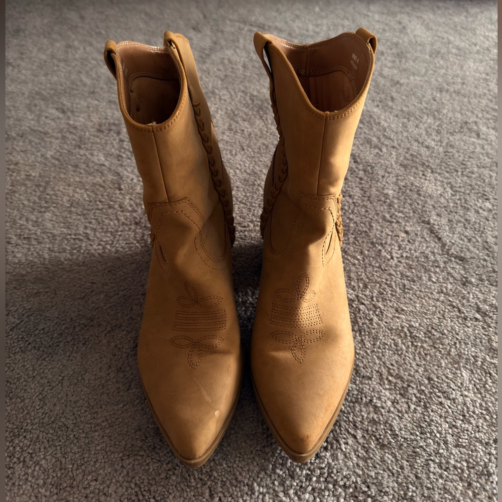 Tan Heeled Boots